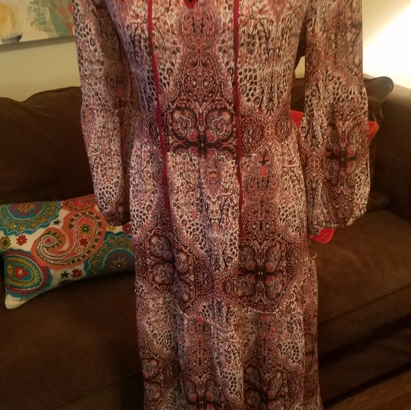 Dress - Picture 3 of 4